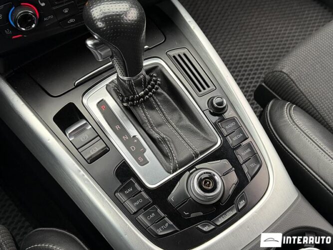 Audi Q5 46 interauto-car