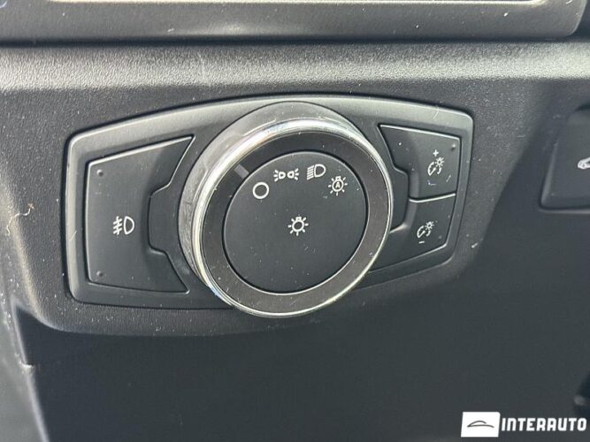 Ford Fusion 49 interauto-car