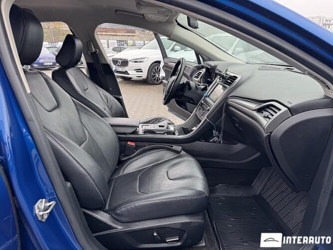 Ford Fusion 45 interauto-car