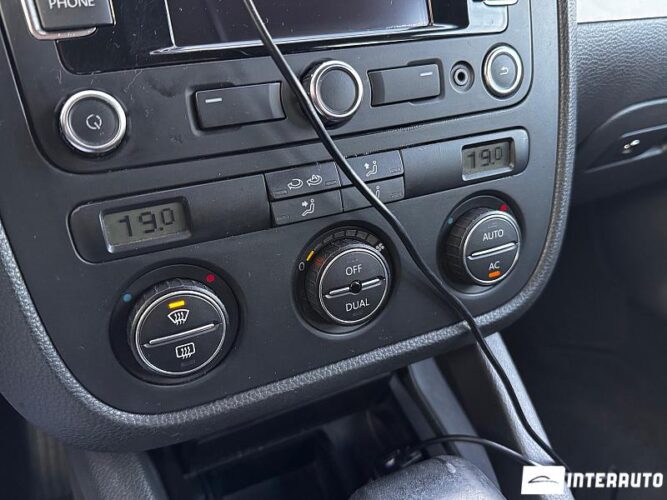 Volkswagen Golf 36 interauto-car