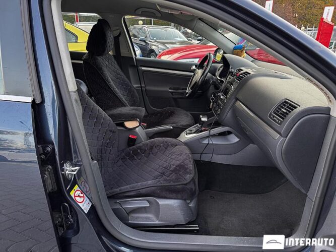 Volkswagen Golf 39 interauto-car