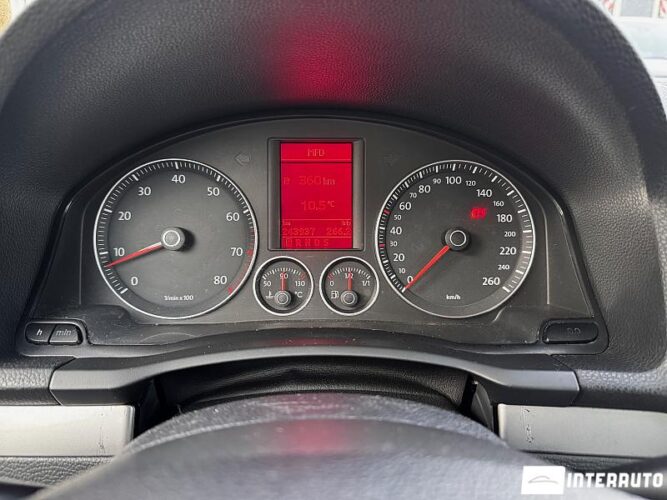 Volkswagen Golf 34 interauto-car