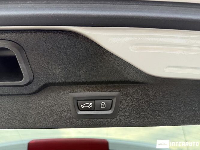 BMW X5 4.0e 59 interauto-car