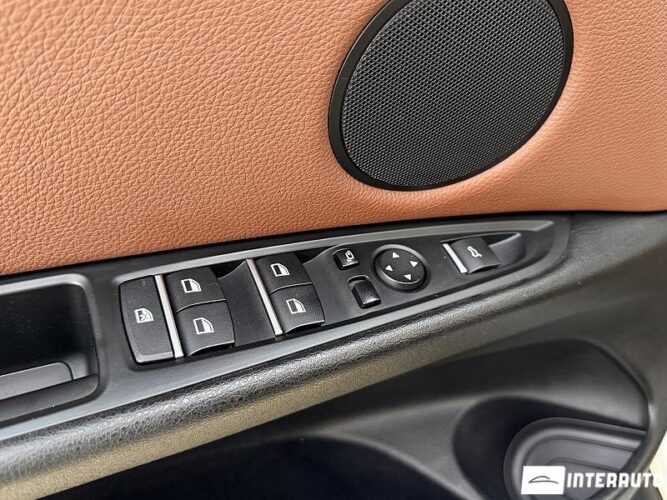 BMW X5 4.0e 55 interauto-car