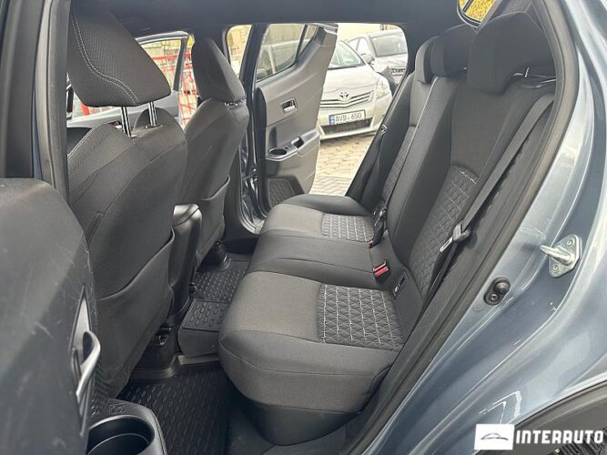 Toyota C-HR 47 interauto-car