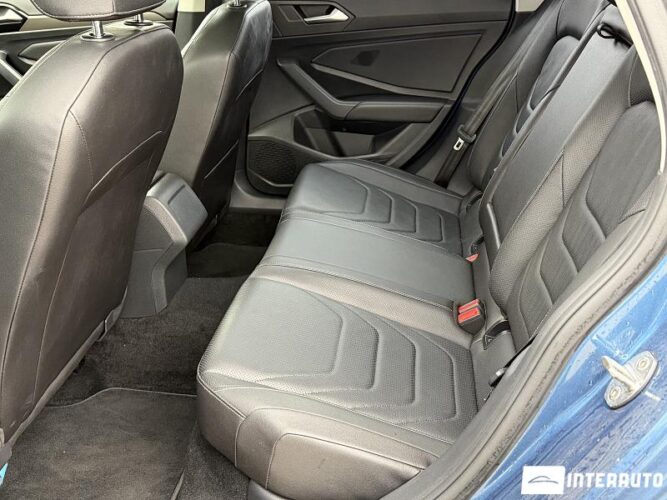 Volkswagen Jetta 46 interauto-car