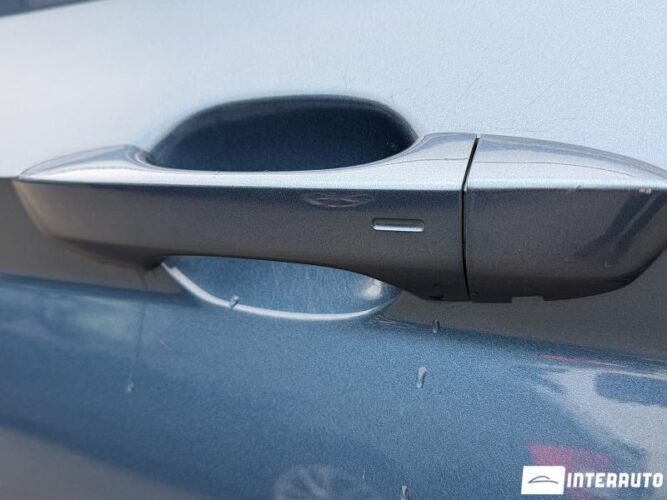 Volkswagen Jetta 34 interauto-car