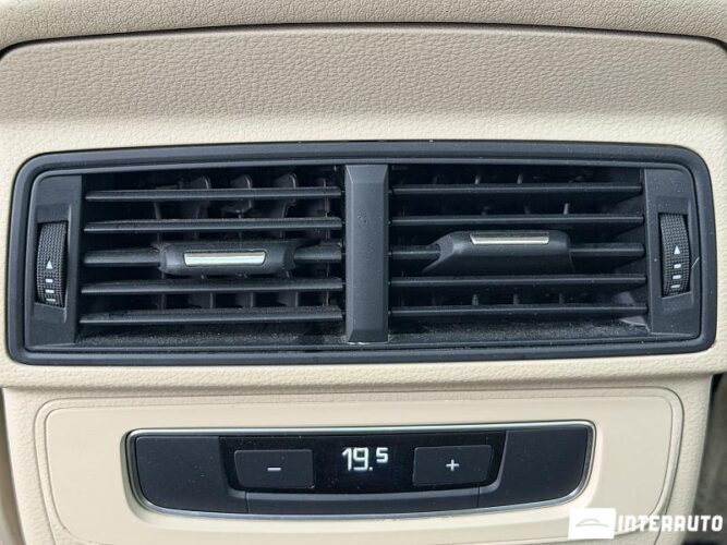 Audi Q7 49 interauto-car