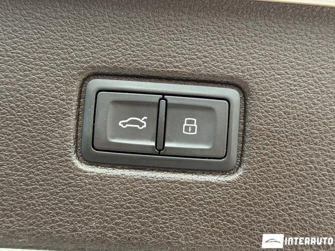 Audi Q7 52 interauto-car