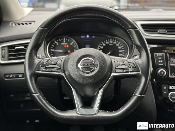 Nissan Qashqai 39 interauto-car