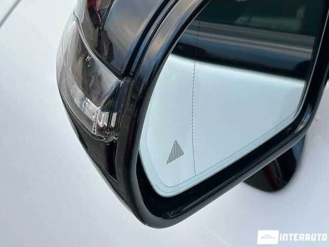 Mercedes CLS 300 58 interauto-car