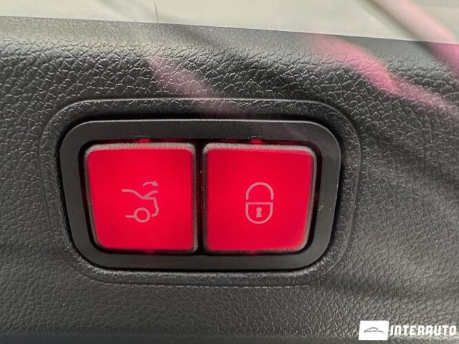 Mercedes CLS 300 56 interauto-car