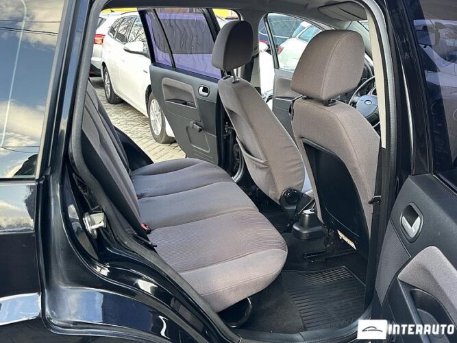 Ford Fusion 42 interauto-car