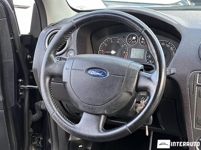 Ford Fusion 36 interauto-car