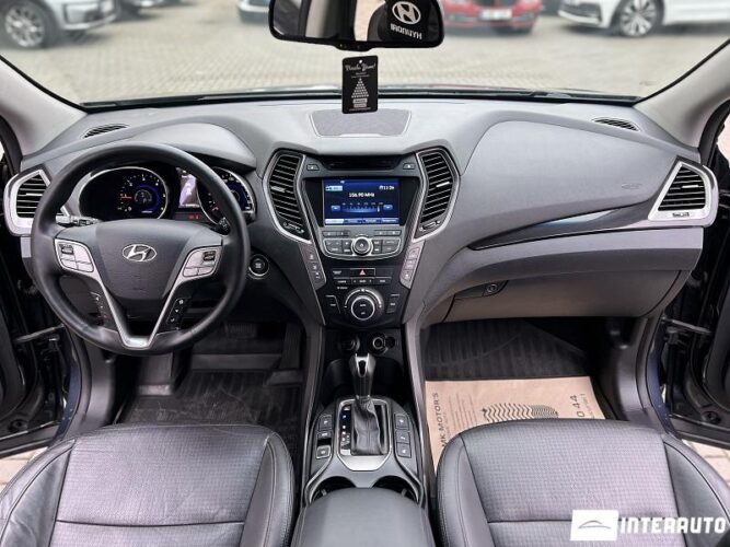 Hyundai Santa Fe 41 interauto-car