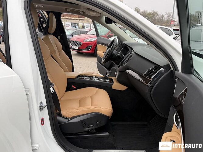 Volvo XC 90 53 interauto-car