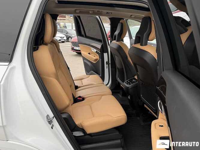 Volvo XC 90 52 interauto-car