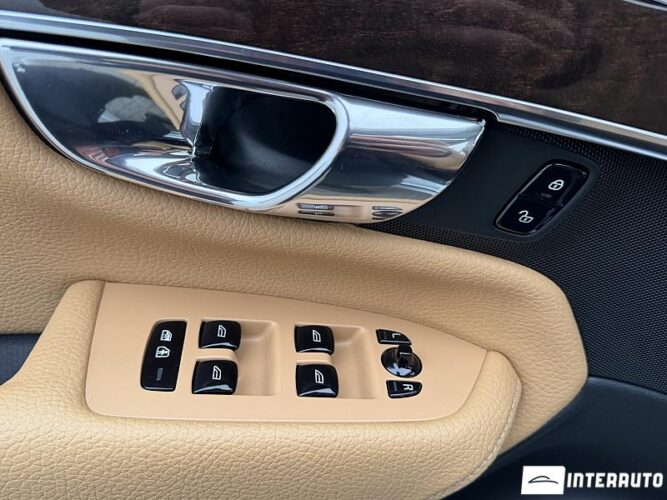 Volvo XC 90 57 interauto-car