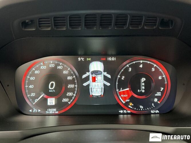 Volvo XC 90 45 interauto-car