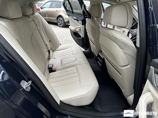 BMW 530e 52 interauto-car