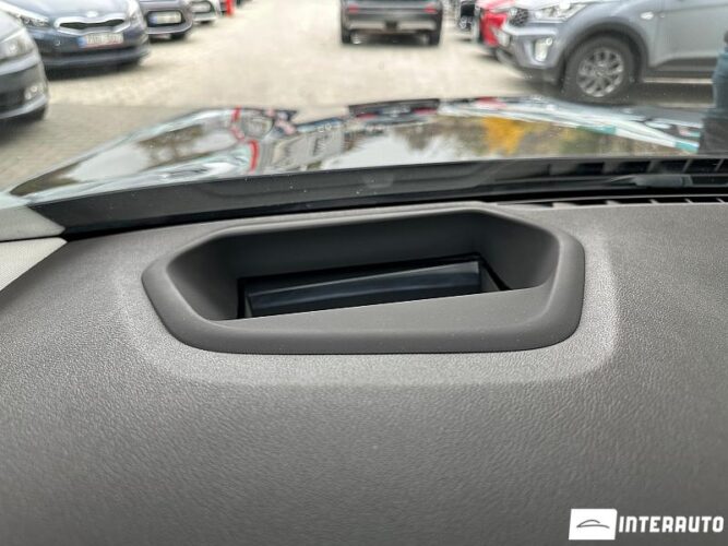 BMW 530e 49 interauto-car