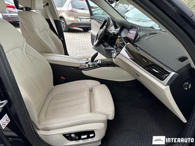 BMW 530e 40 interauto-car