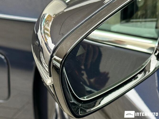 BMW 530e 56 interauto-car