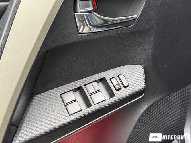 Toyota Rav-4 38 interauto-car