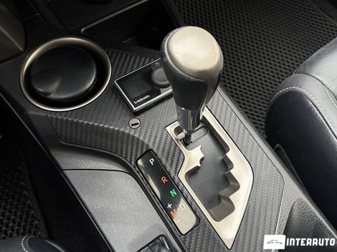 Toyota Rav-4 46 interauto-car