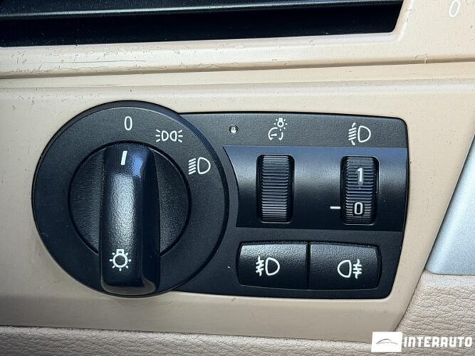 BMW X3 2.0D 36 interauto-car