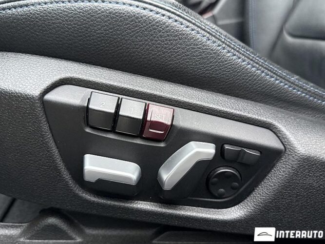 BMW M140i 62 interauto-car