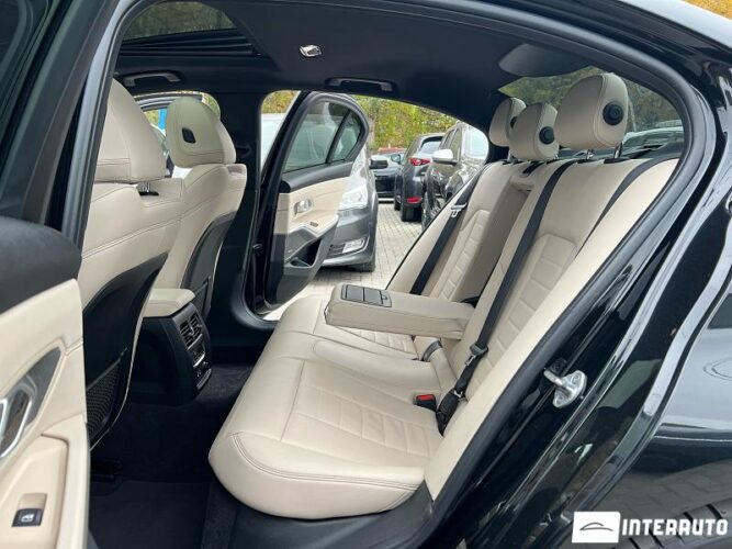 BMW 330E 68 interauto-car