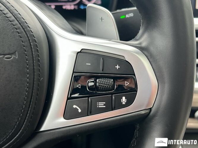 BMW 330E 55 interauto-car