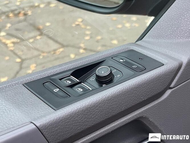 Volkswagen Caravelle 42 interauto-car