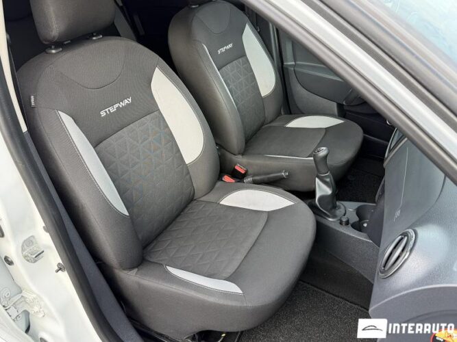 Dacia Sandero Stepway 41 interauto-car