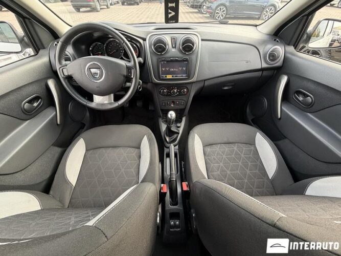 Dacia Sandero Stepway 33 interauto-car