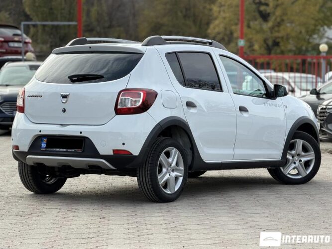 Dacia Sandero Stepway 30 interauto-car