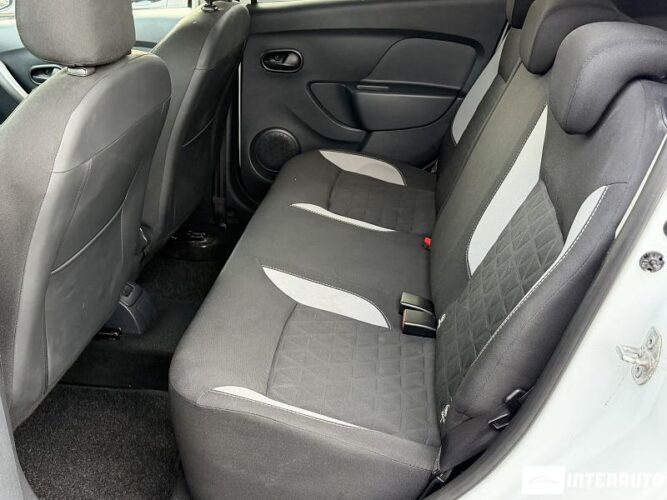 Dacia Sandero Stepway 42 interauto-car