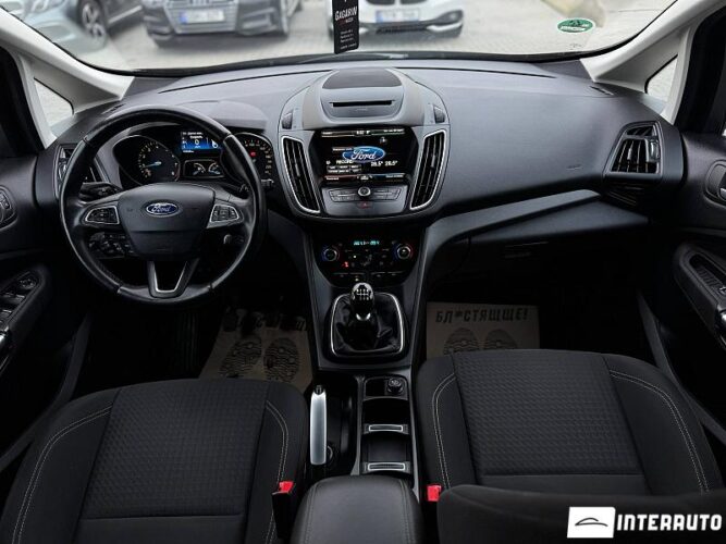 Ford Grand C-MAX 34 interauto-car