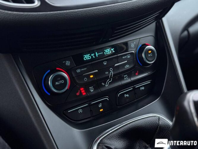 Ford Grand C-MAX 39 interauto-car