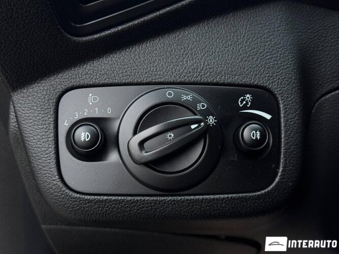 Ford Grand C-MAX 45 interauto-car