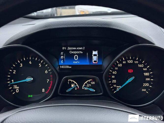 Ford Grand C-MAX 36 interauto-car