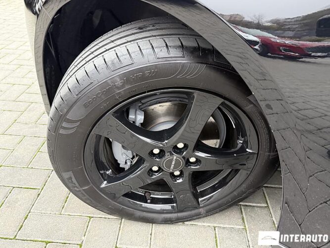 Ford Focus 43 interauto-car