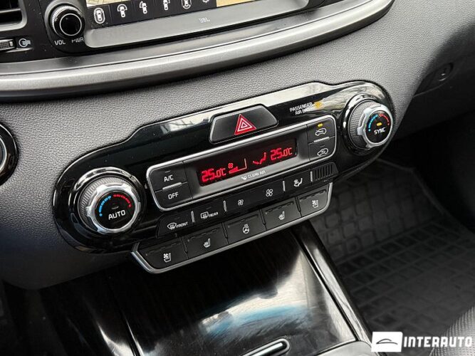 Kia Sorento 42 interauto-car