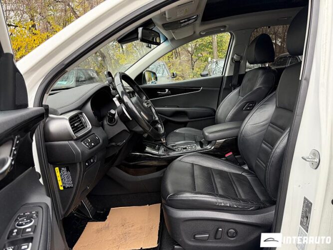 Kia Sorento 34 interauto-car