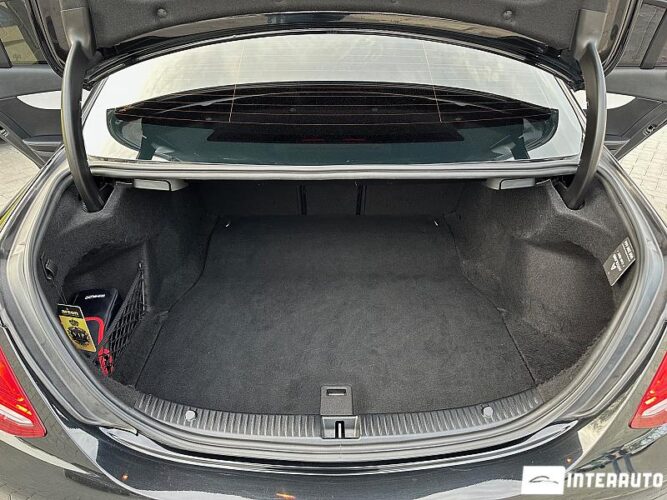 Mercedes C 220 48 interauto-car