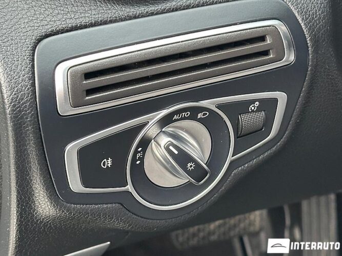 Mercedes C 220 44 interauto-car