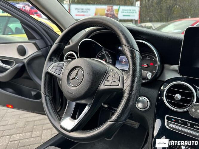 Mercedes C 220 38 interauto-car