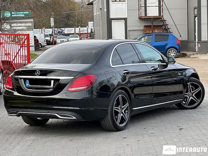 Mercedes C 220 34 interauto-car