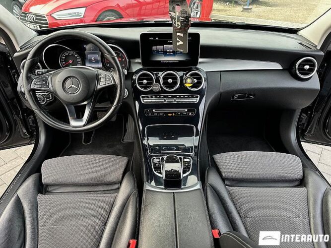Mercedes C 220 37 interauto-car